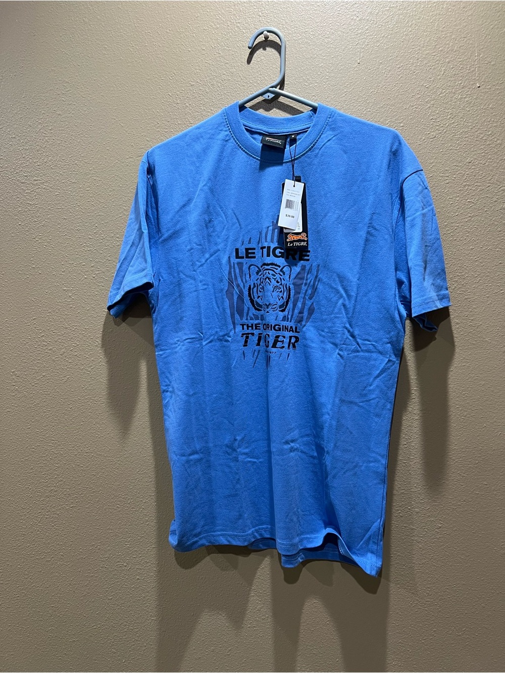 Le Tigre Sky Blue Tiger Graphic Men's Tee brand New Size M